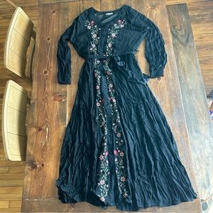 Baltic Born Women’s Dress XL Black with Floral Embroidery Button Down Tie EUC